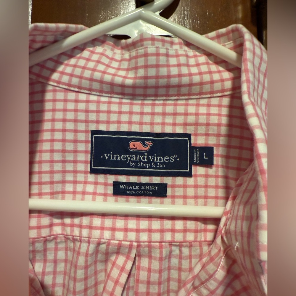 Vineyard Vines Men's Pink Plaid Button Down Shirt - Picture 4 of 4